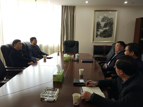 中宇金匯實(shí)業(yè)有限公司董事長涂志凱一行蒞臨建設(shè)集團(tuán)交流座談