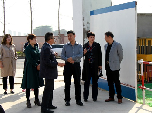 侯本英一行蒞臨大秦置業(yè)公司山水逸境項(xiàng)目檢查指導(dǎo)工作