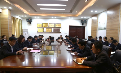 陜煤建設(shè)銅川公司學(xué)習(xí)宣傳貫徹習(xí)近平總書(shū)記重要講話暨中國(guó)工會(huì)十七大精神