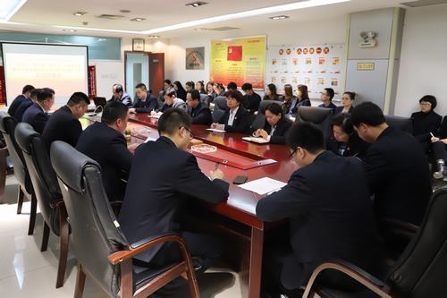 礦建二公司“講政治、敢擔(dān)當(dāng)、改作風(fēng)”專題教育及違規(guī)收送禮金問題專項(xiàng)整治工作全面鋪開