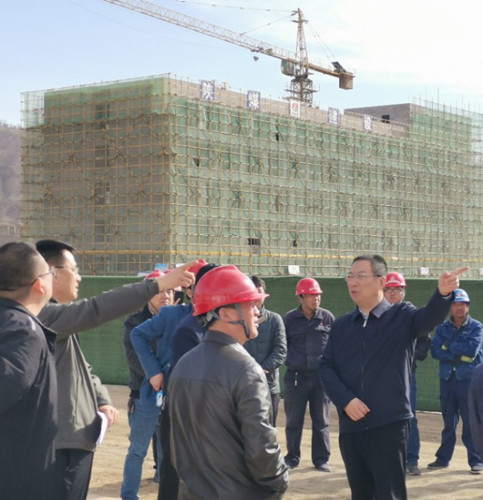 榆林市市長李春臨一行蒞臨陜煤建設(shè)天工公司清澗北國棗業(yè)紅棗深加工項目調(diào)研