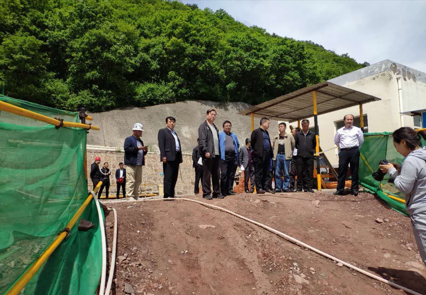 黃陵礦業(yè)領導趙小兵蒞臨寶雞分公司 雙龍煤業(yè)瓦斯抽采系統(tǒng)工程項目檢查指導