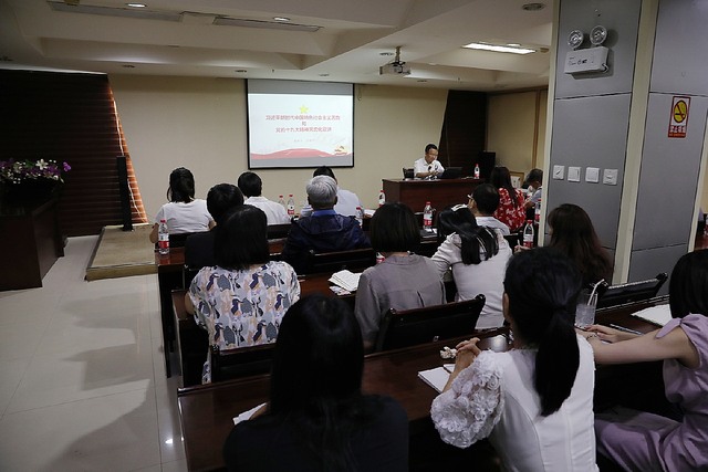 陜煤建設(shè)路橋分公司開展十九大精神理論宣講活動
