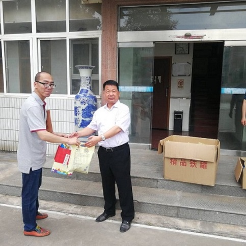 陜煤建設(shè)設(shè)計研究院： 積極開展“送清涼、沁人心”活動