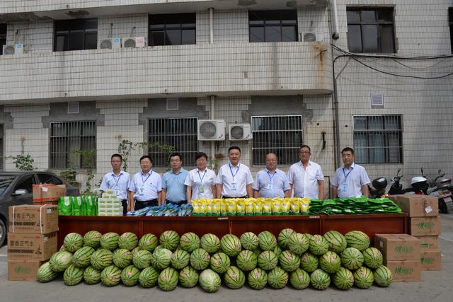 韓城礦業(yè)黨委副書記、工會(huì)主席申峰一行蒞臨陜煤建設(shè)韓城分公司慰問(wèn)