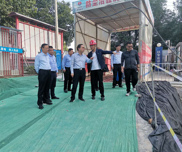 咸陽市人大常委會王滿院副主任蒞臨智慧泊車住建局南廣場地下立體車庫項目調(diào)研