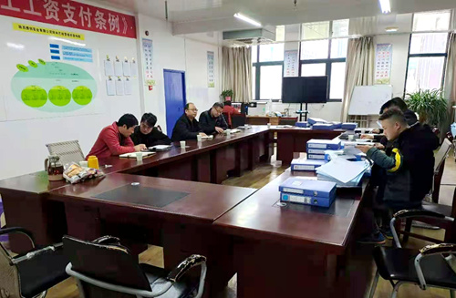 安康市質(zhì)檢站領(lǐng)導(dǎo)蒞臨大秦置業(yè)公司龍灣水境項(xiàng)目檢查指導(dǎo)工作