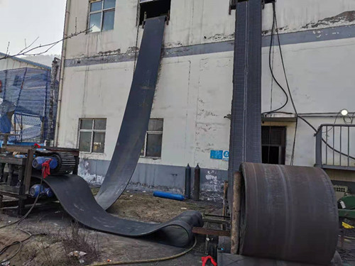 【春節(jié)一線報(bào)道】陜煤建設(shè)機(jī)電安裝公司36小時(shí)完成雙龍礦主斜井膠帶更換工程