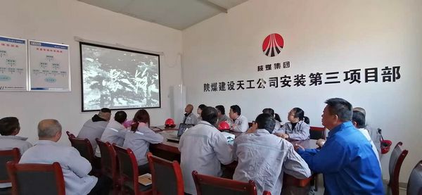 陜煤建設(shè)天工公司安裝三部開展“學(xué)雷鋒英雄事跡，踐行雷鋒精神活動”