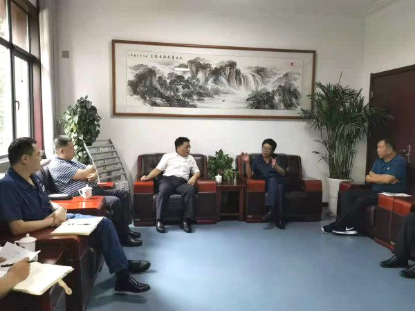 王明智、王寧赴陜鋼集團龍鋼公司座談交流