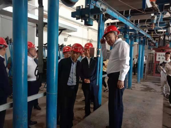 延安市委常委王軍營蒞臨陜煤建設(shè)礦建二公司車村項目部檢查指導(dǎo)工作