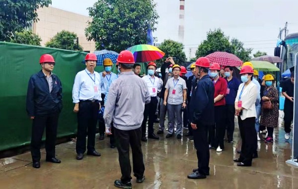 渭南市華州區(qū)政協(xié)主席王強(qiáng)國(guó)一行深入陜煤建設(shè)渭南分公司華縣站神渭管道輸煤項(xiàng)目調(diào)研指導(dǎo)工作