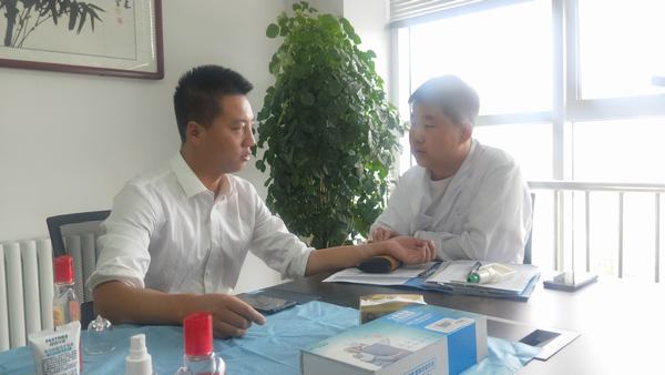 陜煤建設(shè)榆林公司組織開展健康義診活動(dòng)