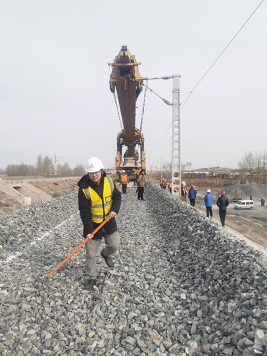 陜煤建設(shè)路橋分公司“青”盡全力決勝攻堅年