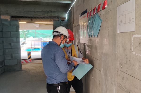 西安市住建局專(zhuān)家組一行蒞臨韓南韓北城中村改造DK4項(xiàng)目檢查指導(dǎo)工作