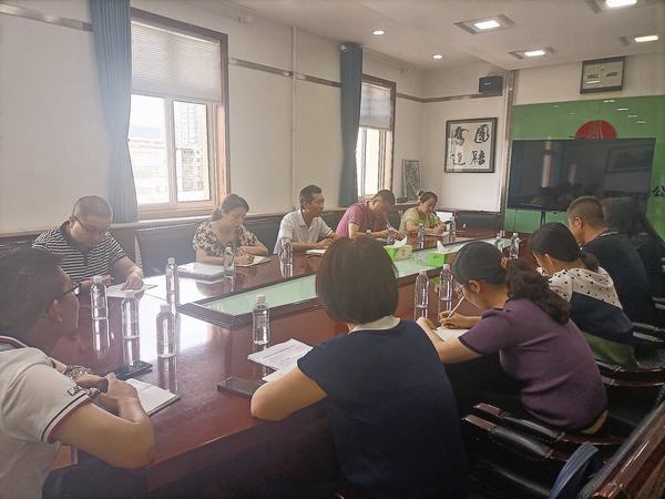 陜煤建設(shè)集團(tuán)人力資源調(diào)研組蒞臨銅煤公司檢查指導(dǎo)工作