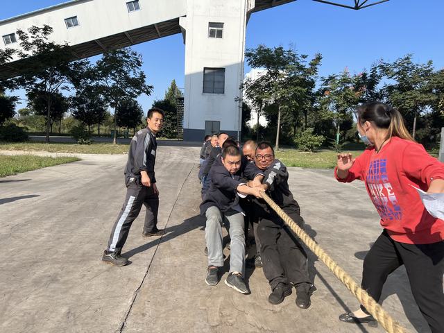 心的凝聚，力的較量