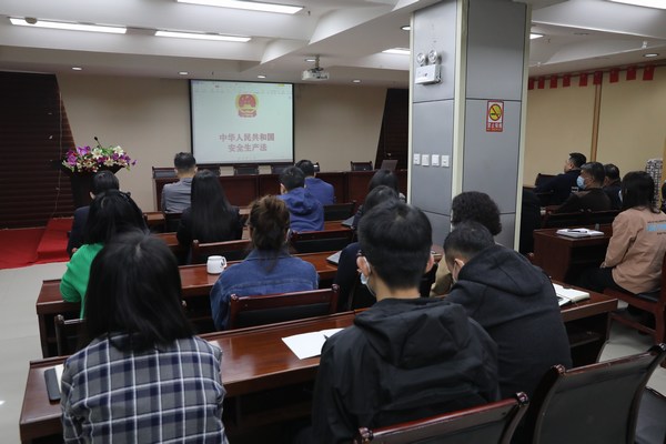 陜煤建設(shè)路橋分公司：青工“啄木鳥”，安全我來守