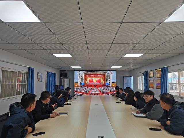 陜煤建設(shè)韓城分公司土建二項(xiàng)目部：“線上+線下”全員“充電蓄能”，構(gòu)建大學(xué)習(xí)格局