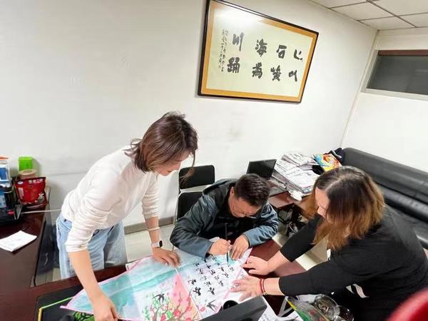 陜煤建設(shè)礦建二公司：當(dāng)讀書(shū)遇上繪畫(huà) 手帳的美好也是加倍幸福