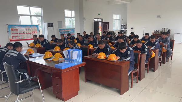 陜煤建設(shè)洗選煤運(yùn)營(yíng)公司神渭蒲城運(yùn)營(yíng)項(xiàng)目部：堅(jiān)持“黨建+安全”，筑牢安全生產(chǎn)堡壘