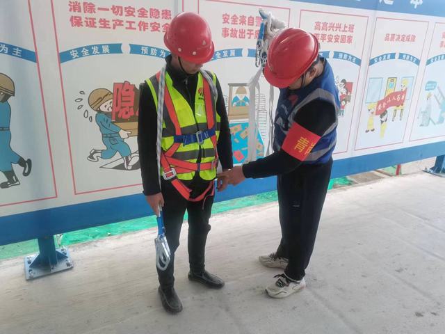 陜煤建設韓城分公司土建一項目部：百日安全“青”力“青”為