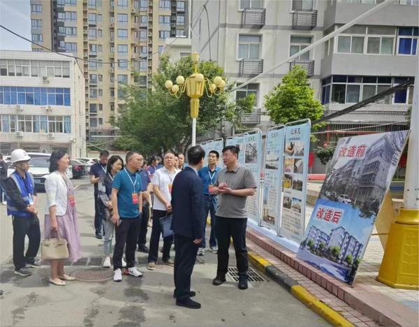西安市新城區(qū)人大代表、政協(xié)委員蒞臨陜煤建設(shè)新城公司干休所項(xiàng)目進(jìn)行調(diào)研
