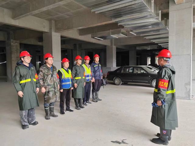 砥礪奮進，青春建功