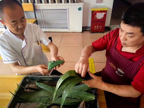 陜煤建設(shè)洗選煤運(yùn)營(yíng)公司檸條塔運(yùn)營(yíng)項(xiàng)目部開(kāi)展“濃情端午節(jié)，‘粽’享好時(shí)光”主題活動(dòng)