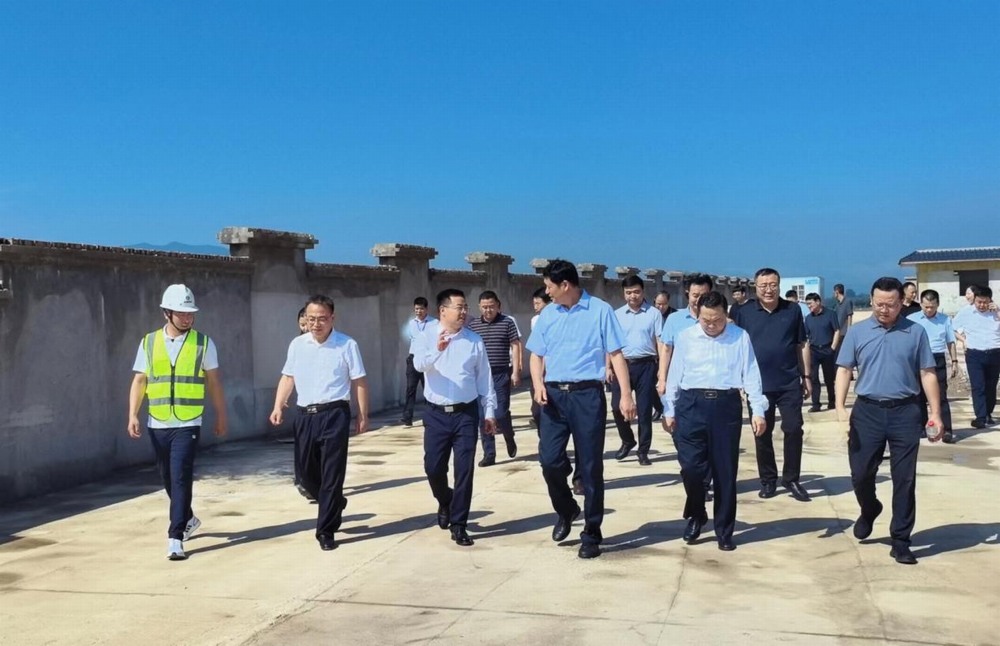 陜煤建設綠宇公司：咸陽市委常委、副市長羅軍蒞臨陜煤建設綠宇公司承建的淳化縣殯葬服務設施建設項目指導工作