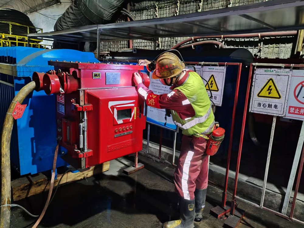 陜煤建設(shè)機(jī)電安裝公司：青春有我，共繪新春華彩