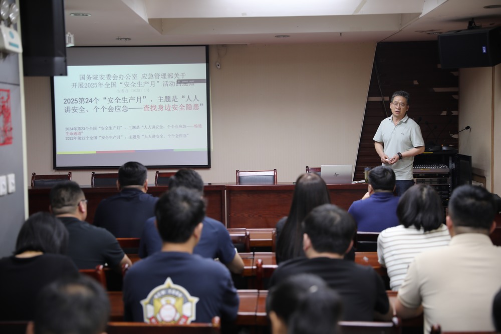 陜煤建設路橋分公司以宣傳為墨，繪就安全發(fā)展新圖景