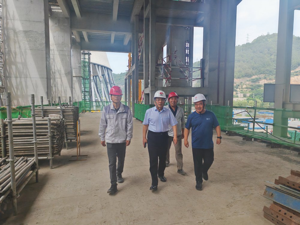 王明智深入黃陵電廠主廠房項(xiàng)目調(diào)研指導(dǎo)